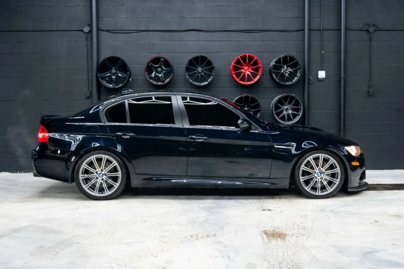 BMW M3 Sedan CARFAX, снимка 6 - Автомобили и джипове - 53260607