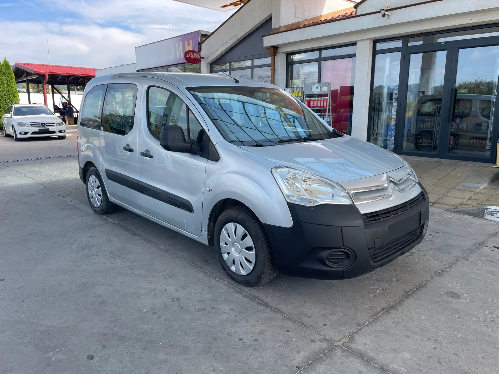 Citroen Berlingo 1.6i* Отличен - изображение 6