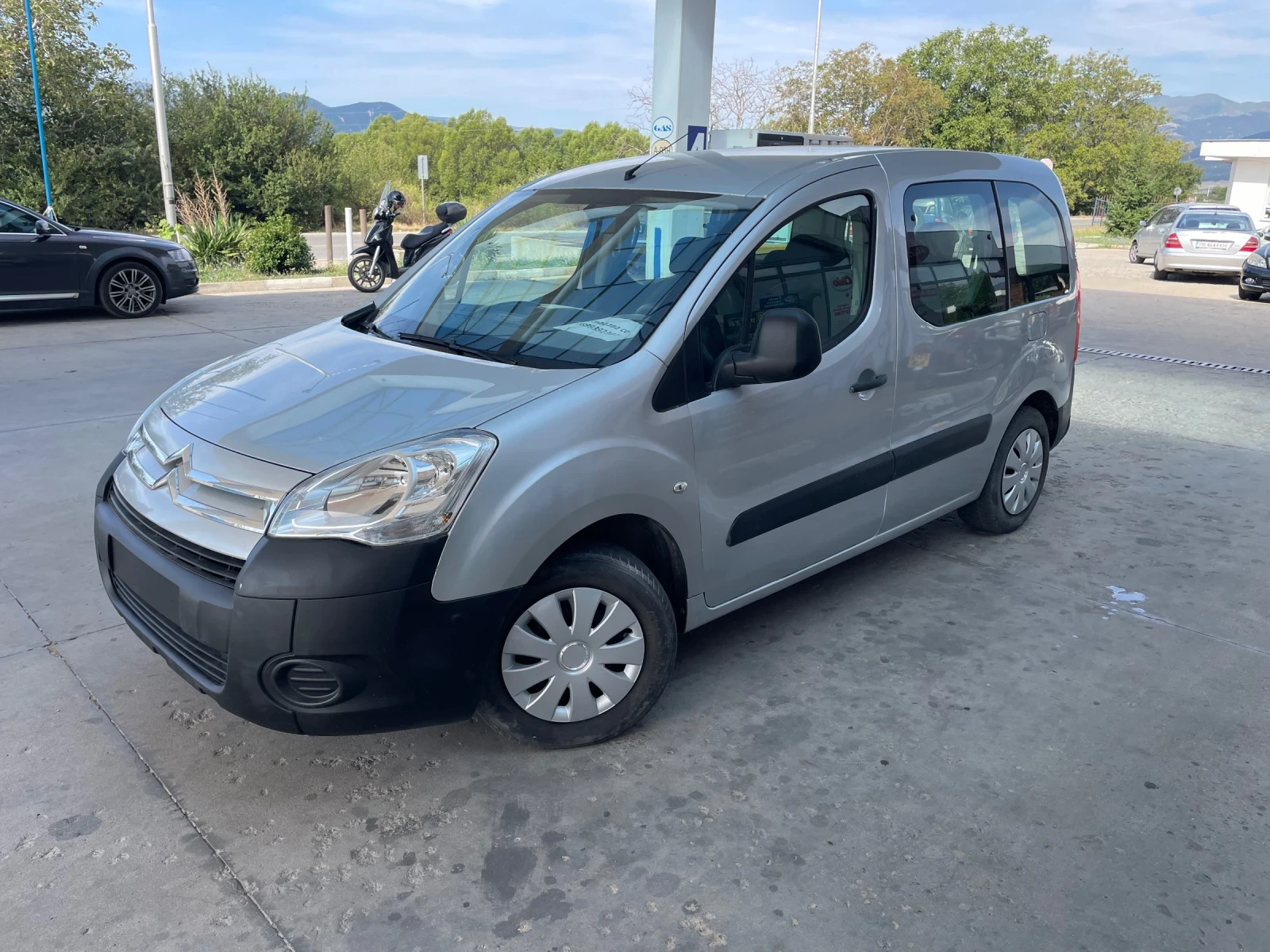 Citroen Berlingo 1.6i* Отличен - изображение 7