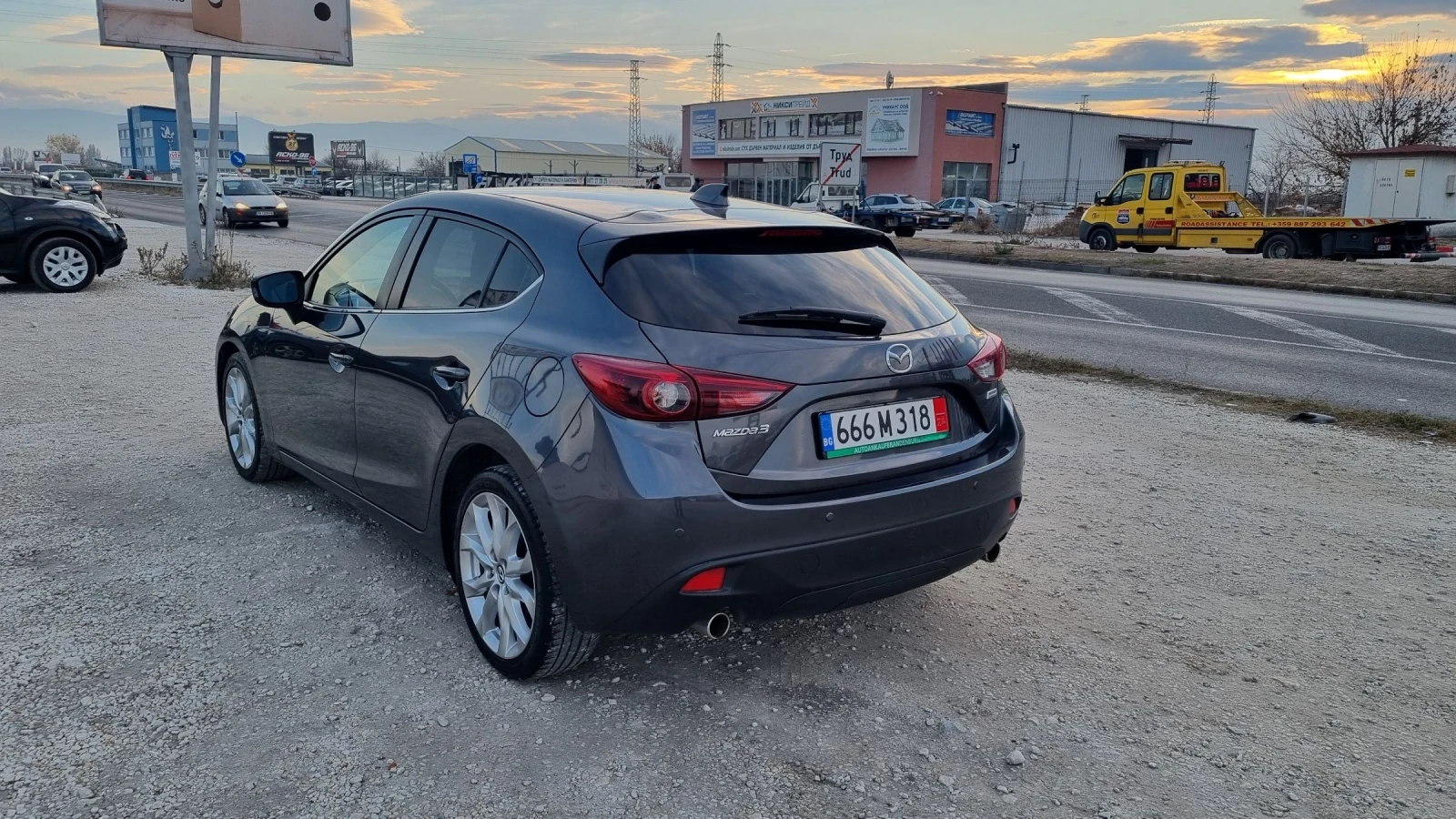 Mazda 3 2.2 skayactiv - изображение 3