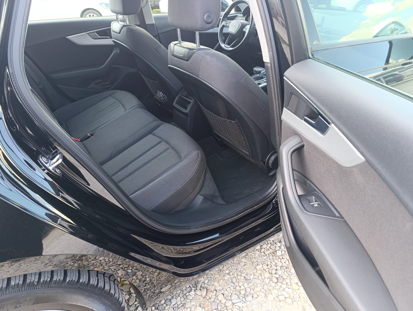 Audi A4  2.0 TDI quattro S-tronic  | Mobile.bg — изображение 11