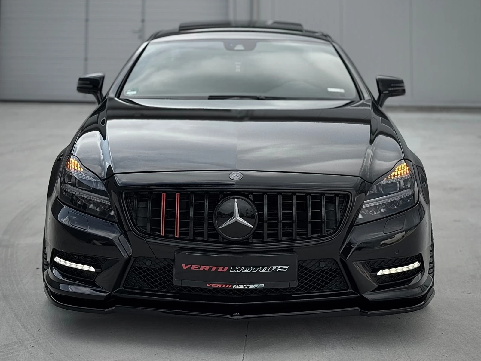 Mercedes-Benz CLS 350 AMG / MEMORY / DYNAMIC SEATS / KEYLESS GO - изображение 2