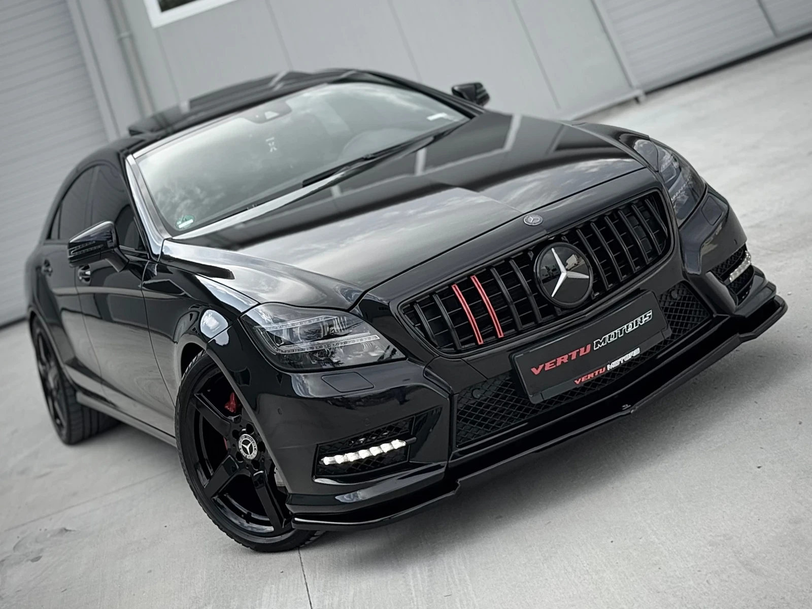 Mercedes-Benz CLS 350 AMG / MEMORY / DYNAMIC SEATS / KEYLESS GO - изображение 3