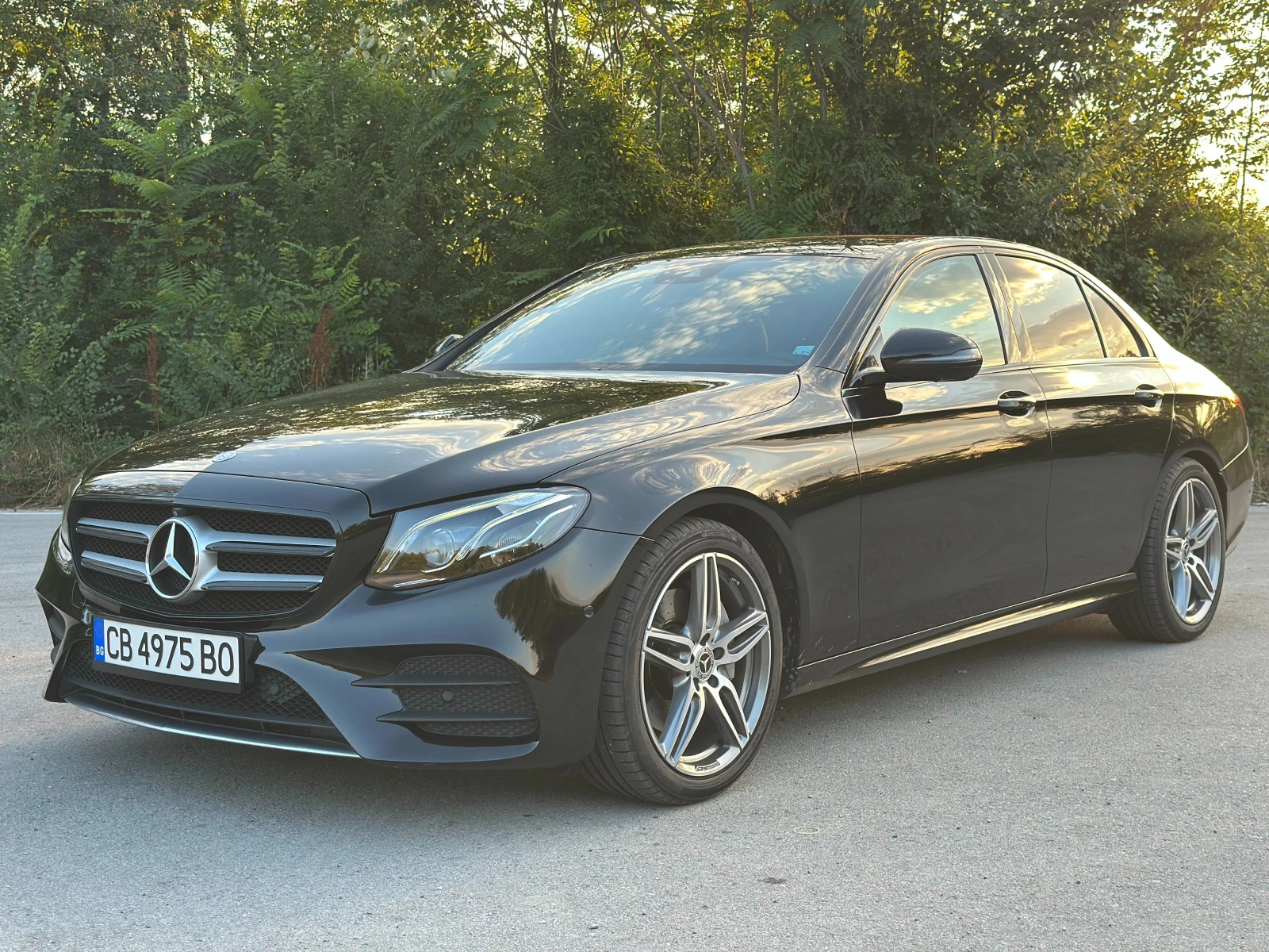 Mercedes-Benz E 220 d 194 к.с AMG Pack, Schadow line, ТОП - изображение 2