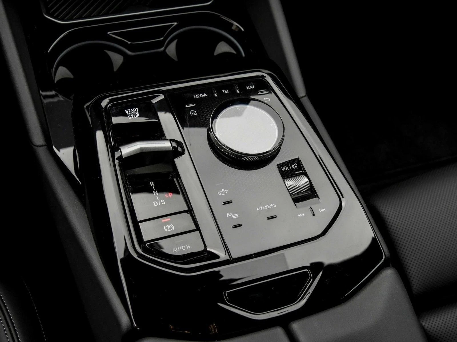 BMW 520 d/ M-SPORT/ H&K/ LED/ CAMERA/ SHADOW LINE/  - изображение 10