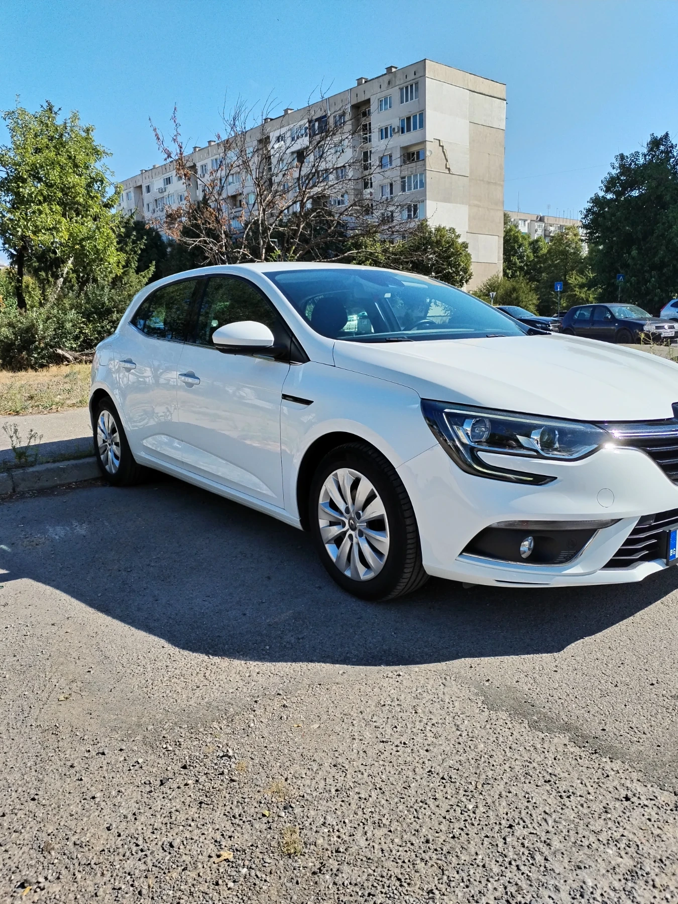 Renault Megane 1.5 - изображение 4