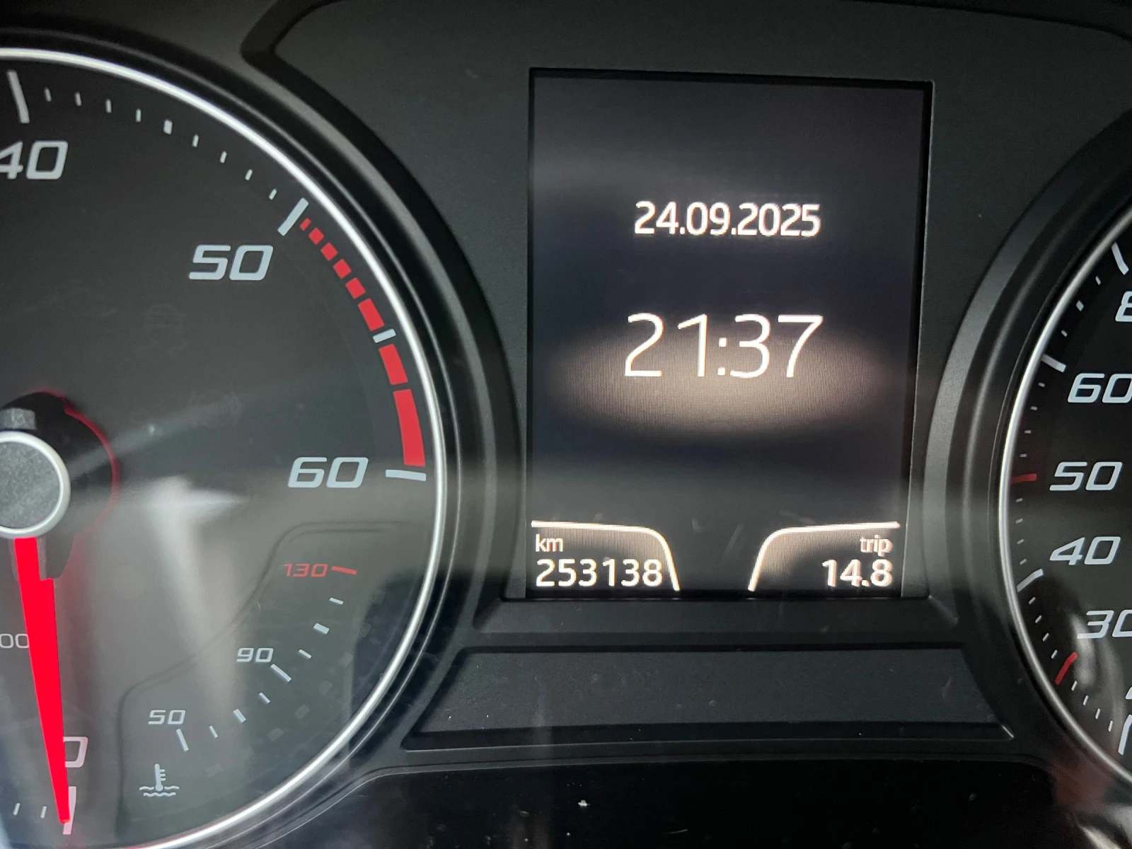 Seat Leon FR-2.0tdi-150k.s-avtomatik | Mobile.bg   11