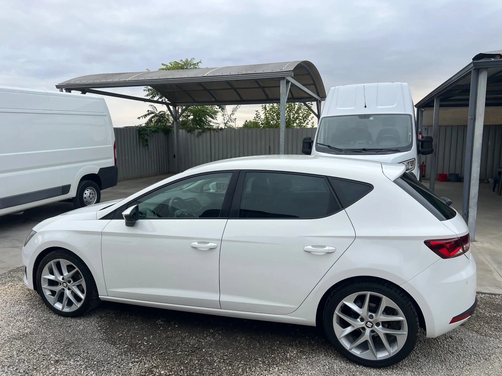 Seat Leon 2.0tdi-150k.s-avtomatik - изображение 7