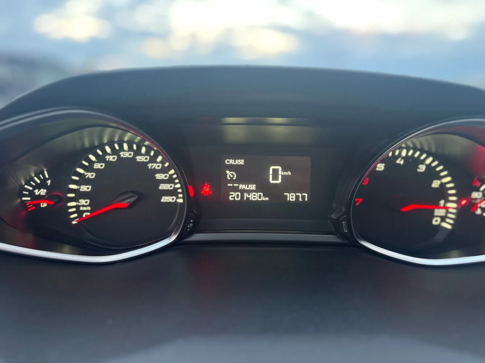 Peugeot 308 1.2 VTI * 2014* 82CV | Mobile.bg   15