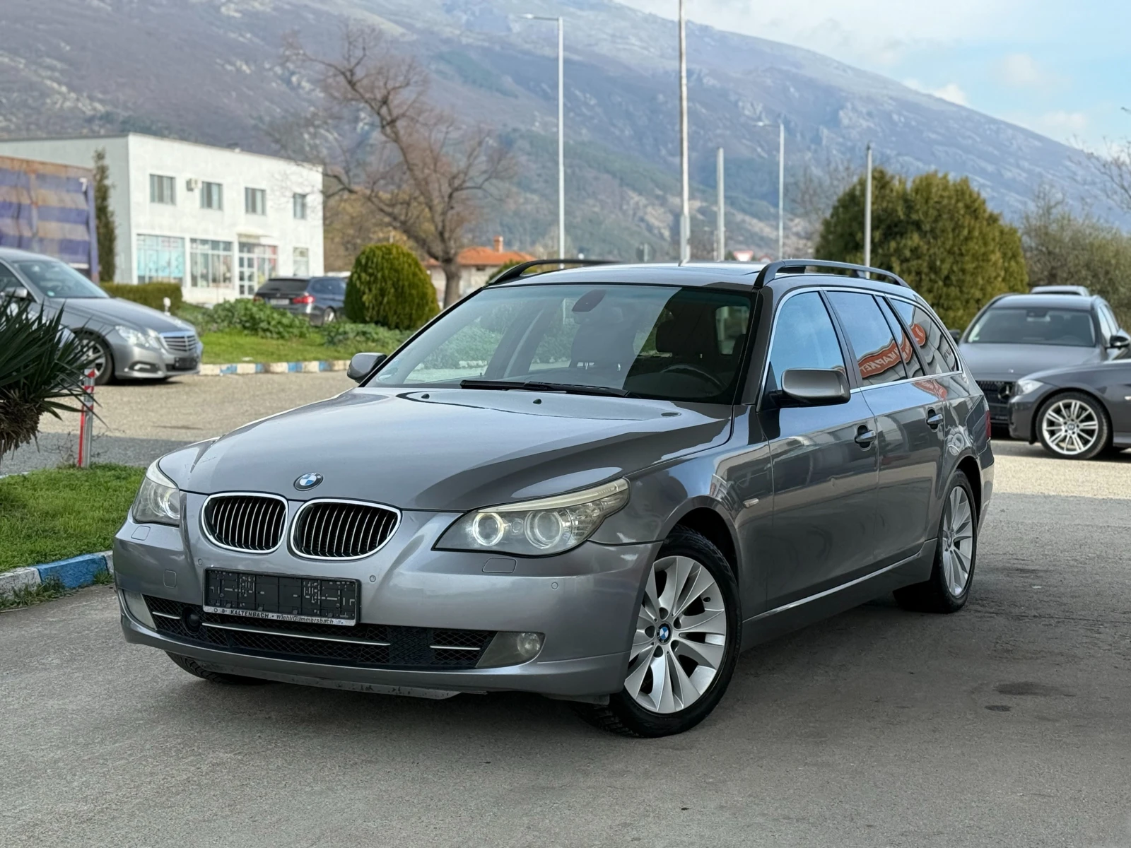 BMW 525 Face/Distronic/Panorama - изображение 5