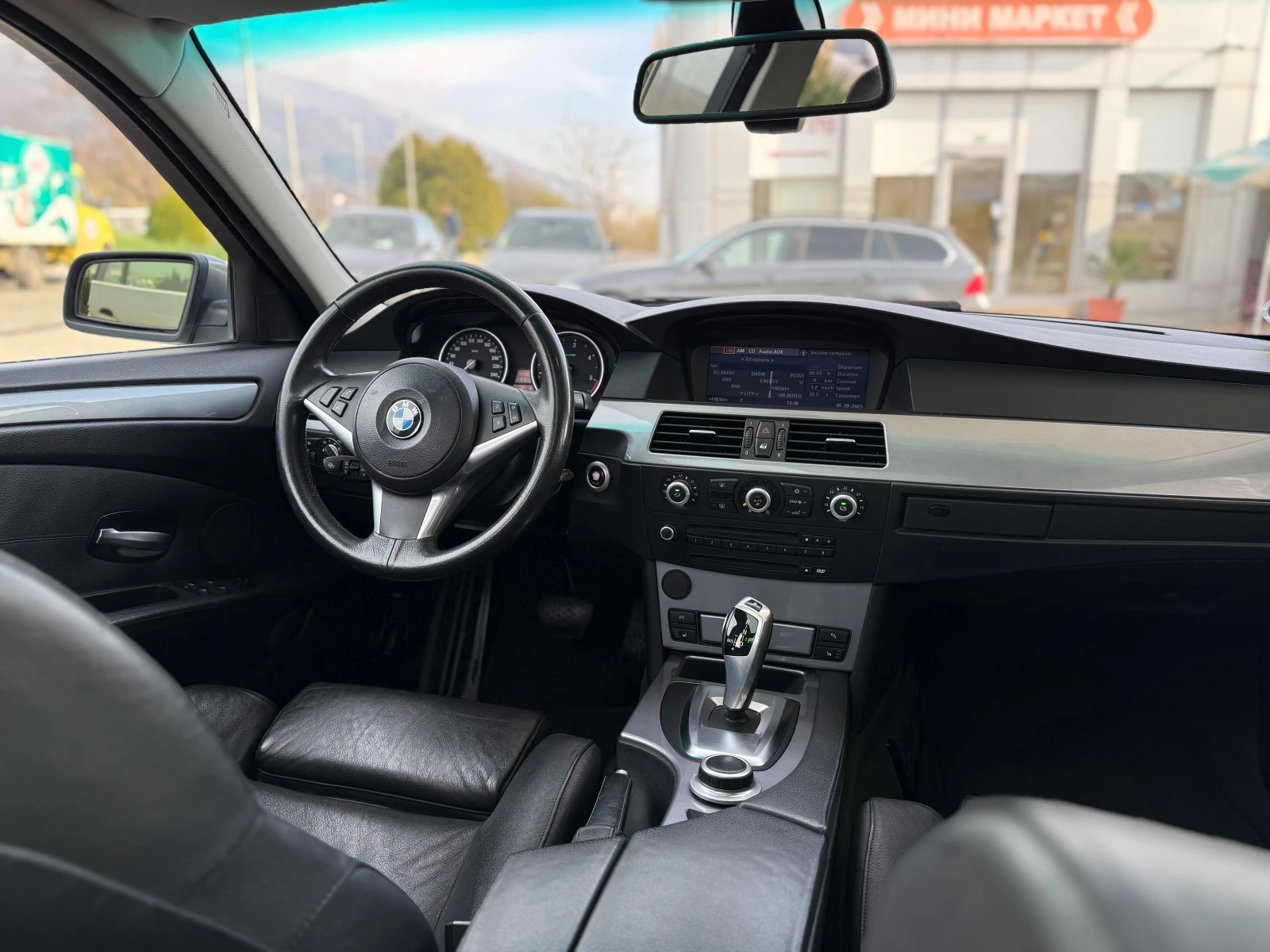 BMW 525 Face/Distronic/Panorama - изображение 10