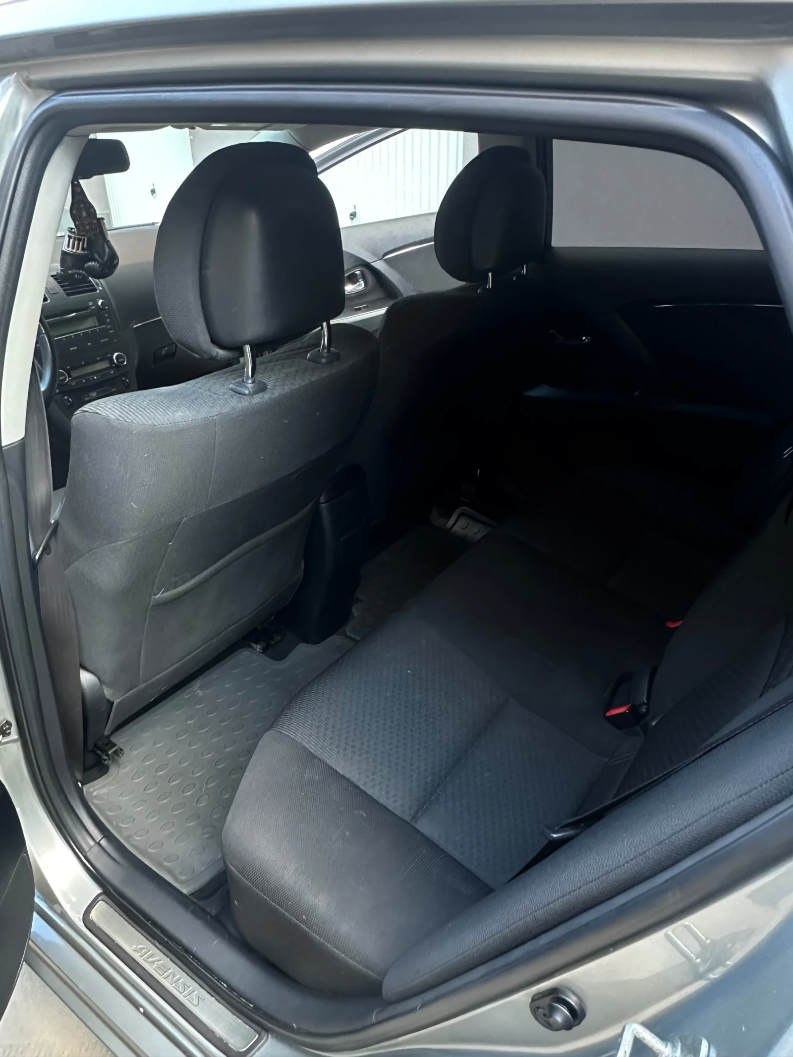 Toyota Avensis | Mobile.bg � ����������� 8