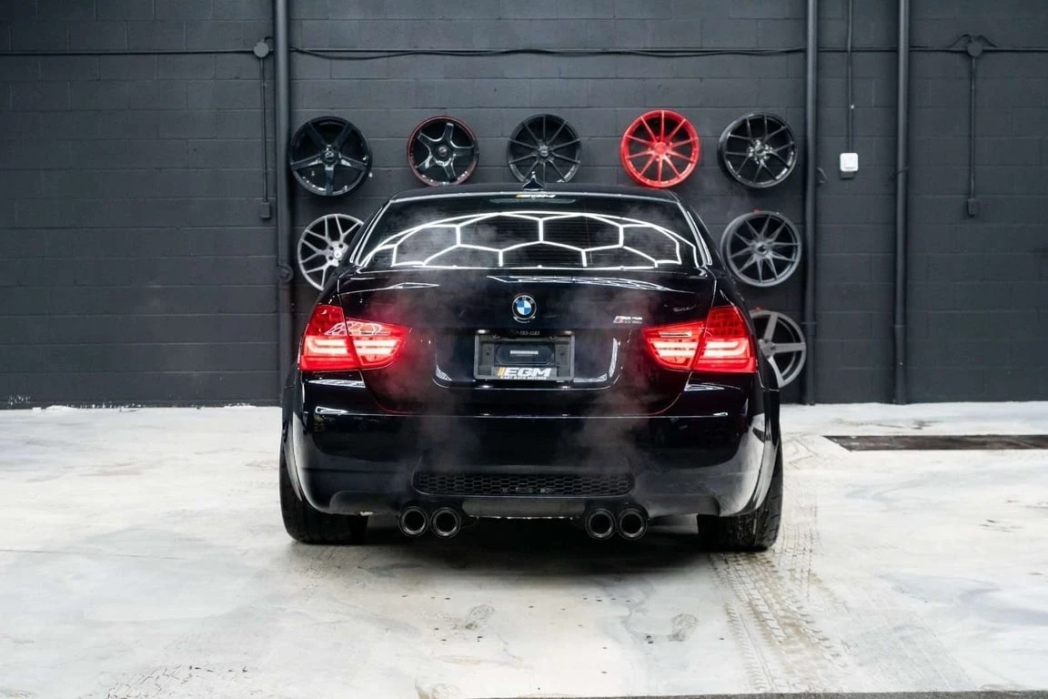 BMW M3 Sedan CARFAX - изображение 4