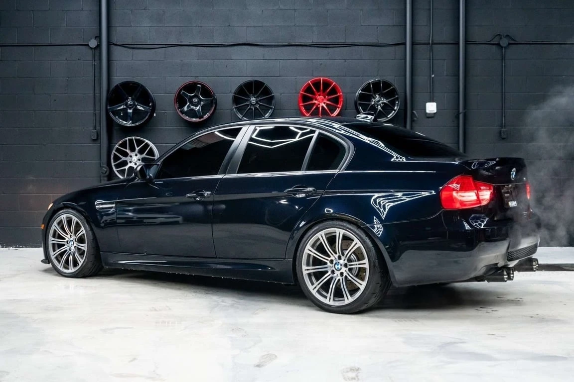 BMW M3 Sedan CARFAX - изображение 3