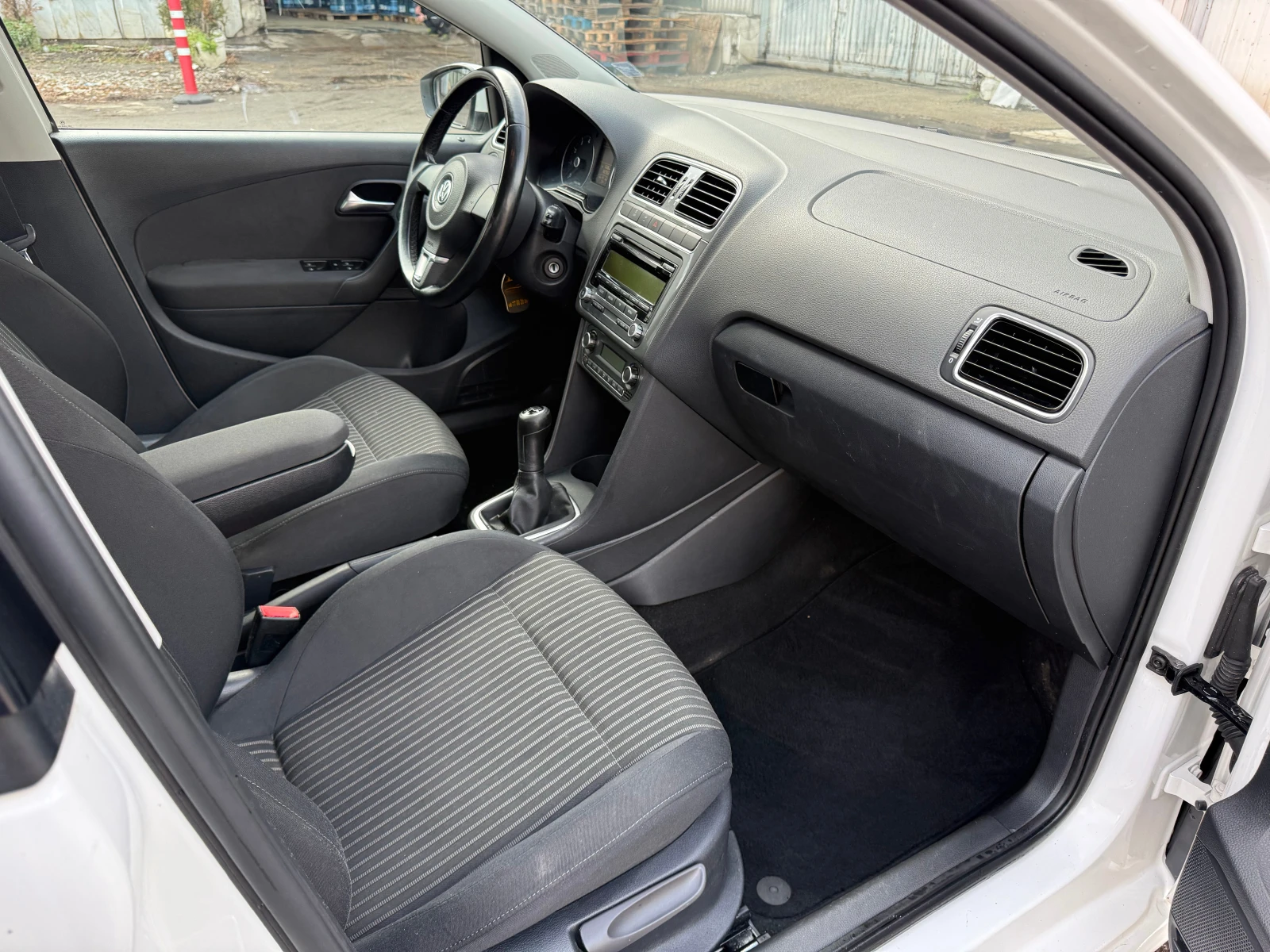 VW Polo 1.4i | Mobile.bg � ����������� 13