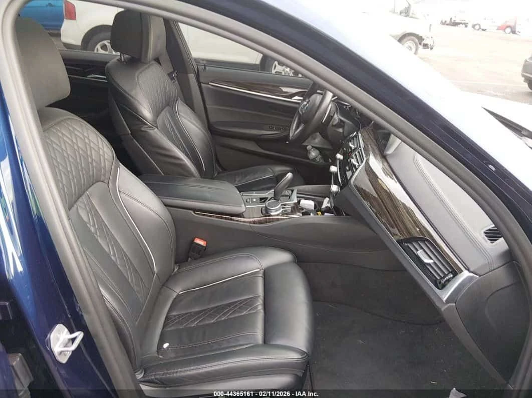 BMW 540 * XDRIVE * CARFAX * ПОДГРЕВ* ПАНОРАМА*  - изображение 9