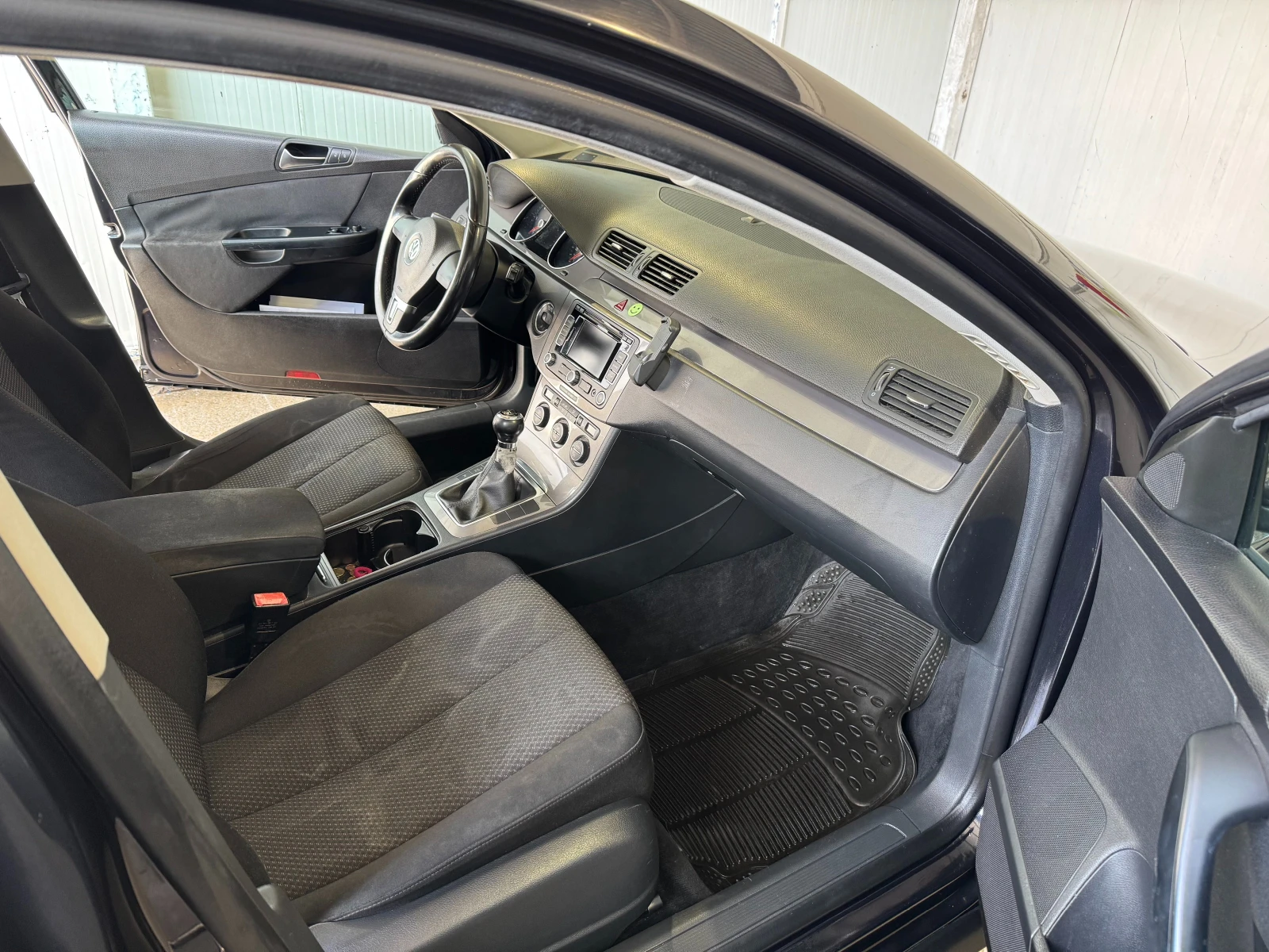 VW Passat, снимка 6 - Автомобили и джипове - 53695956