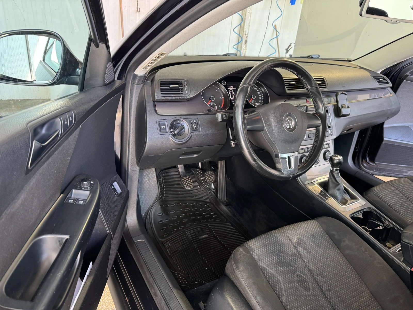 VW Passat, снимка 7 - Автомобили и джипове - 53695956