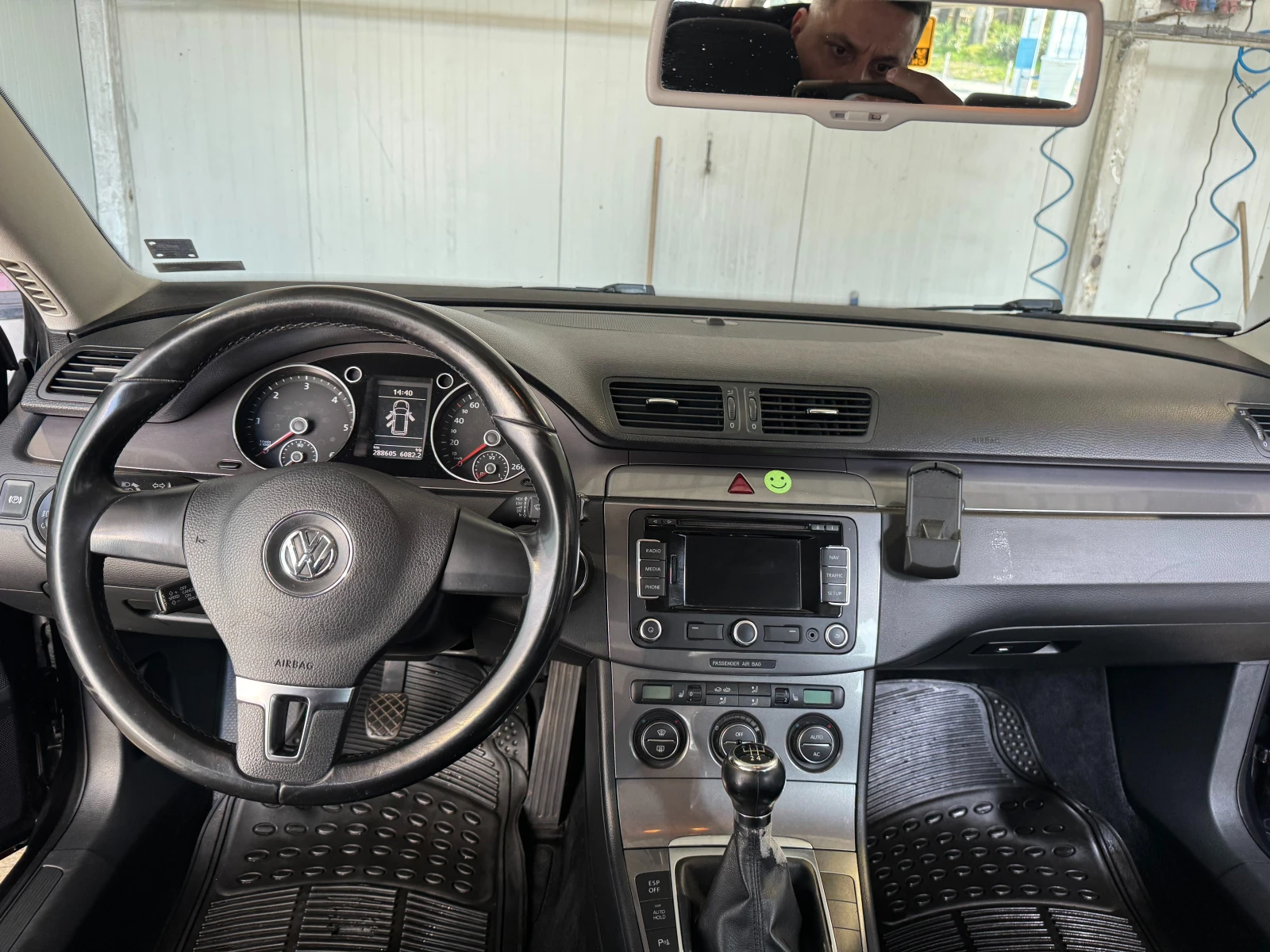 VW Passat, снимка 8 - Автомобили и джипове - 53695956