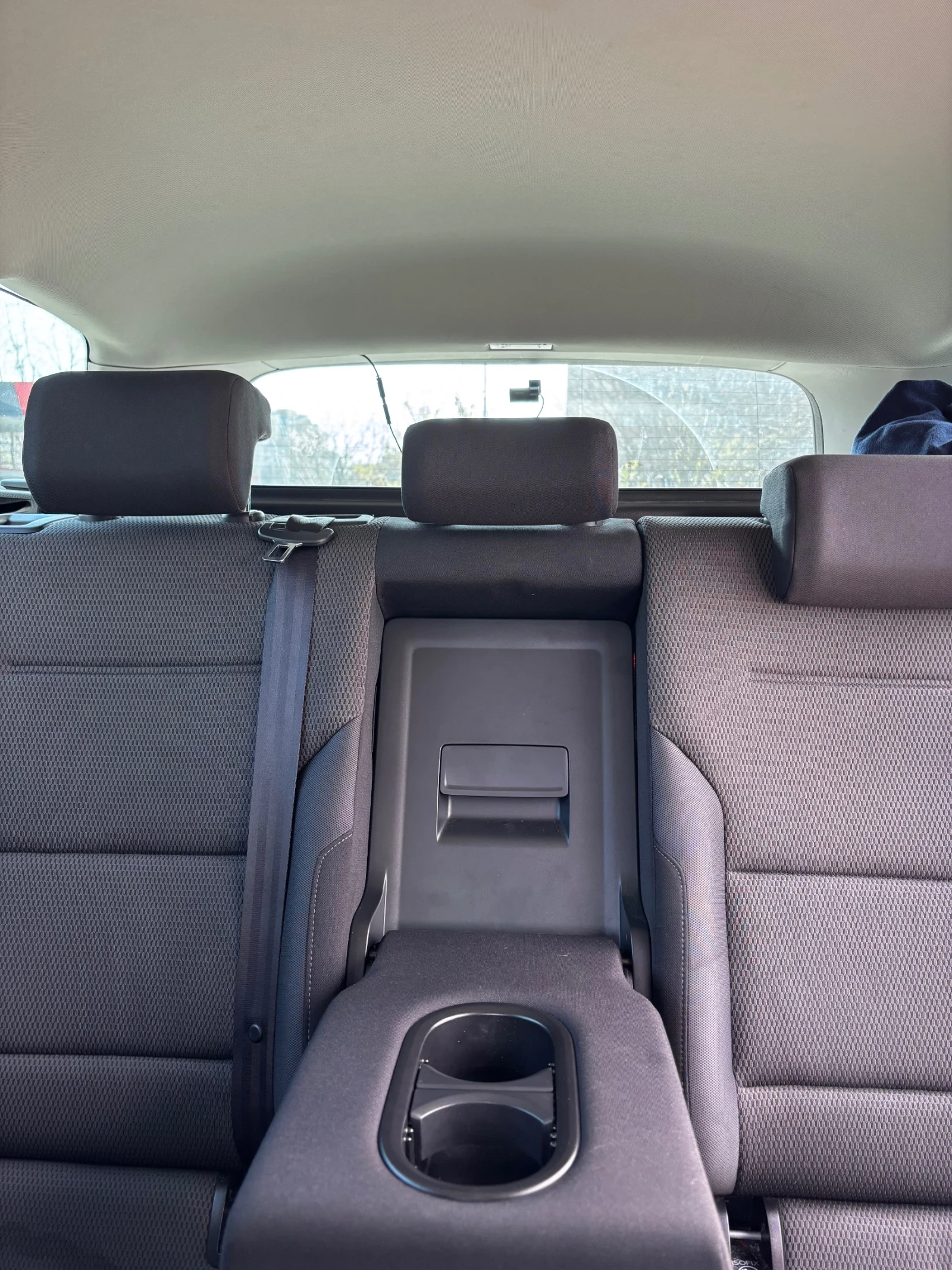 VW Golf  7.5 1.6 TDI, снимка 10 - Автомобили и джипове - 53959777