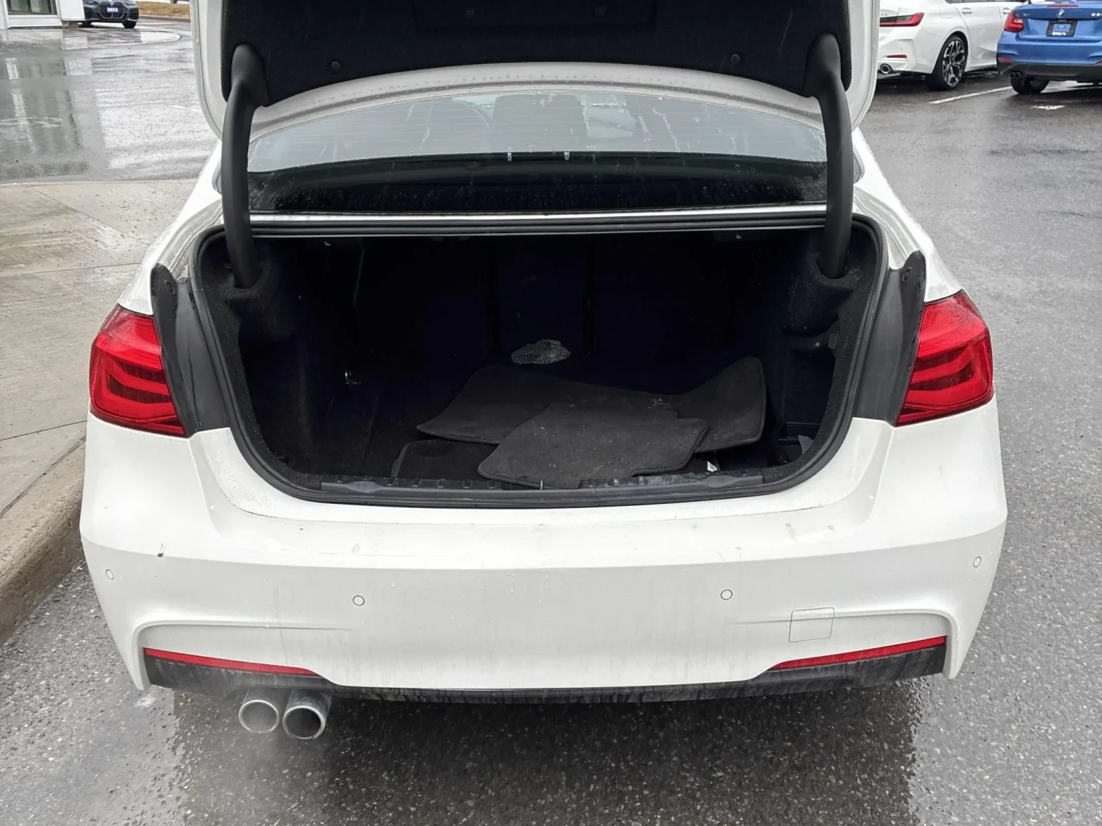 BMW 330 M* SPORT* XDRIVE* RECARO* ПОДГРЕВ* КАМЕРА* КЕЙЛЕС*, снимка 14 - Автомобили и джипове - 54166095