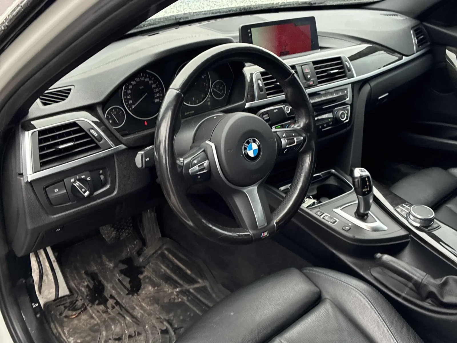 BMW 330 M* SPORT* XDRIVE* RECARO* ПОДГРЕВ* КАМЕРА* КЕЙЛЕС*, снимка 7 - Автомобили и джипове - 54166095