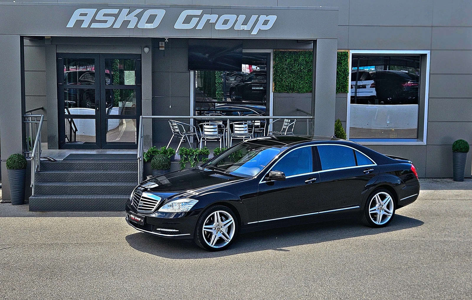 Mercedes-Benz S 500 L/AMG/4M/TVx3/DISTR/PANO/ВАКУУМ/ОБДУХ/МАСАЖ/LIZING, снимка 17 - Автомобили и джипове - 54719213