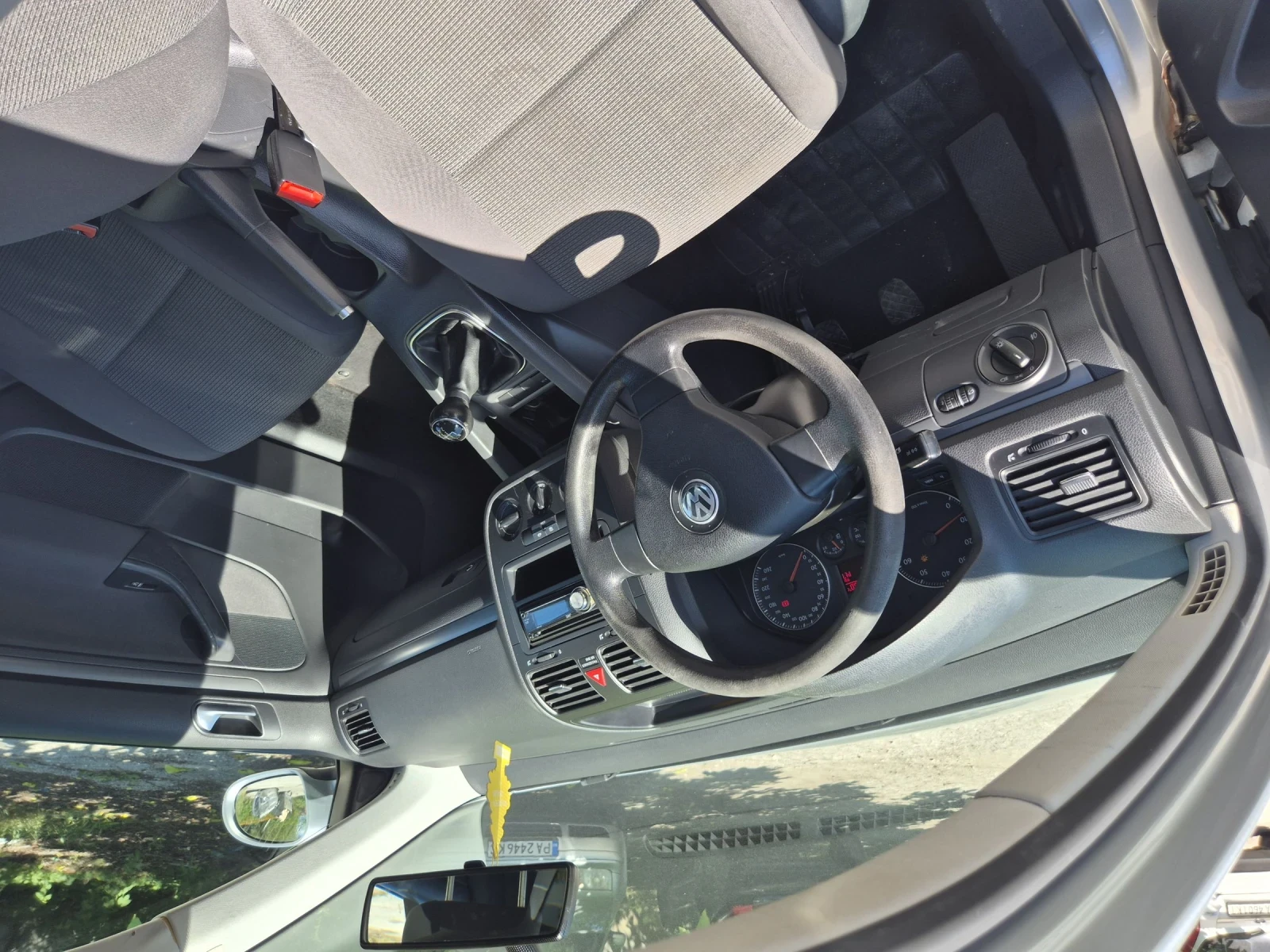VW Jetta, снимка 10 - Автомобили и джипове - 54715159