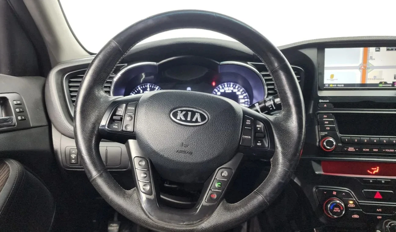Kia K5 2.0T* ПОДГРЕВ ВОЛАН* КРАЙНА ЦЕНА, снимка 13 - Автомобили и джипове - 55496119
