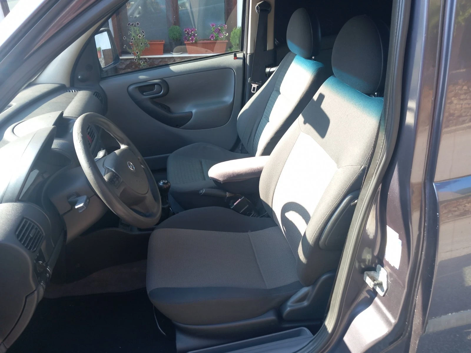 Opel Combo 1.7CDTI, снимка 6 - Автомобили и джипове - 55725296