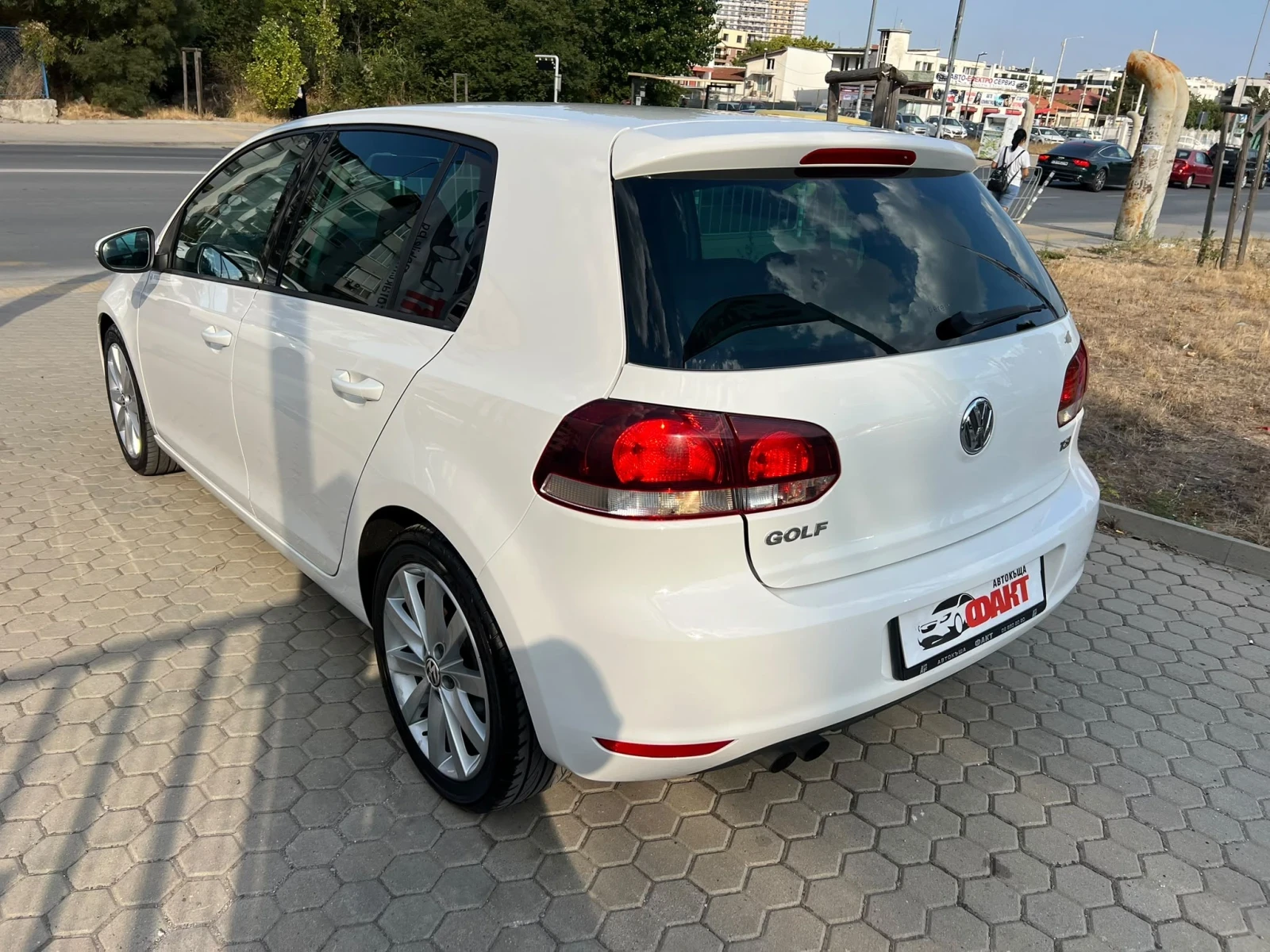 VW Golf 1.4i/РЕАЛНИ КМ ! ! ! , снимка 6 - Автомобили и джипове - 56066866