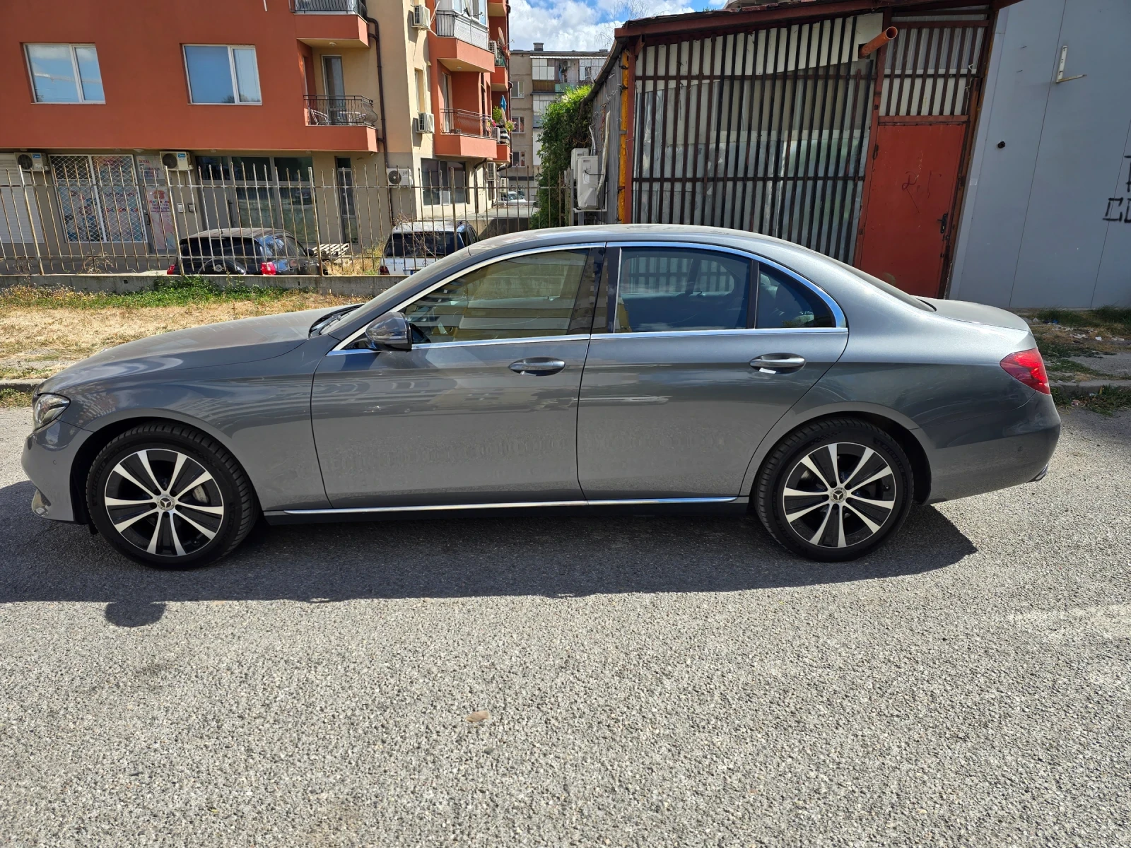 Mercedes-Benz E 350 85 000км 286 к.с., снимка 2 - Автомобили и джипове - 56193604