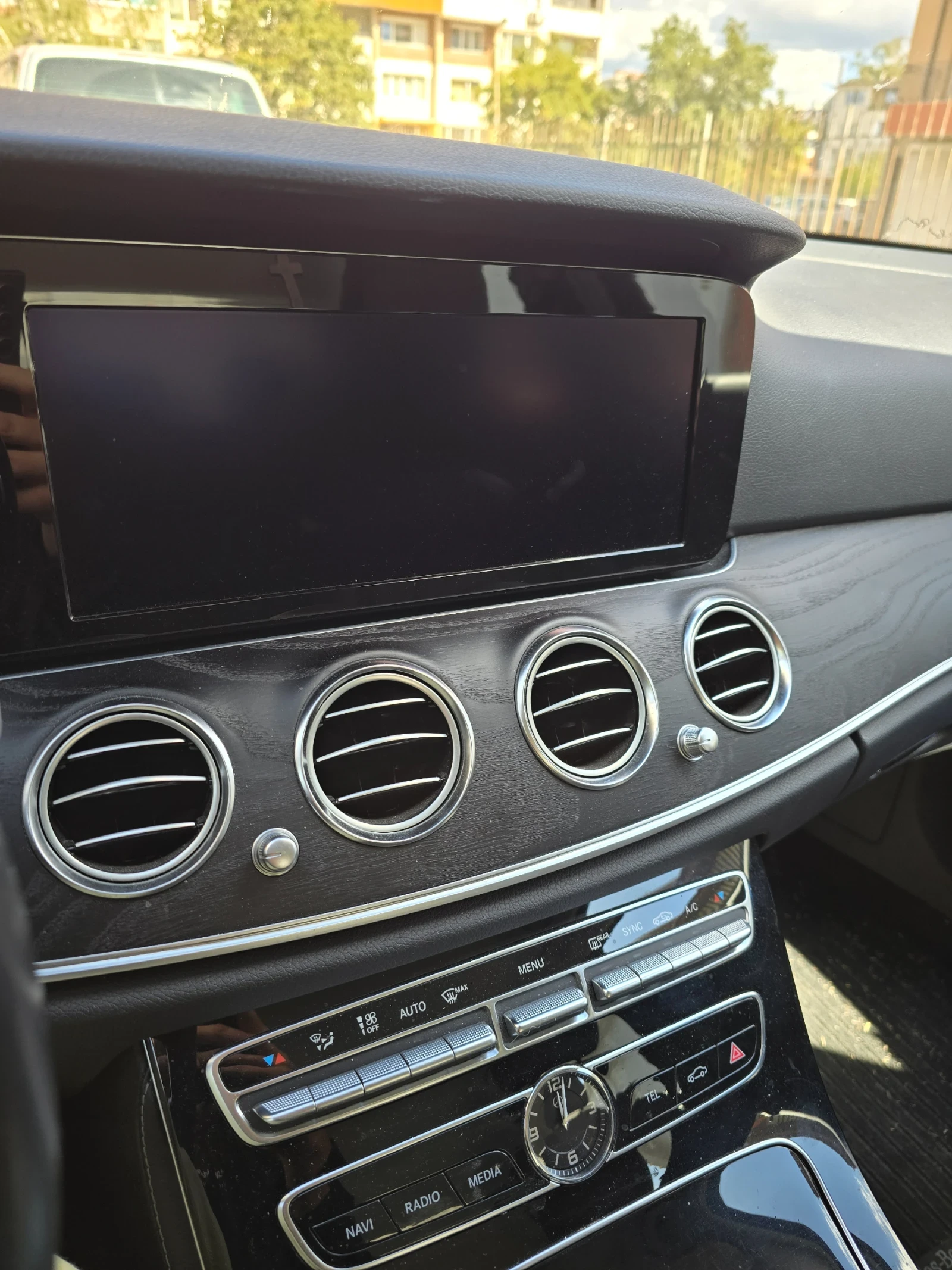 Mercedes-Benz E 350 85 000км 286 к.с., снимка 11 - Автомобили и джипове - 56193604
