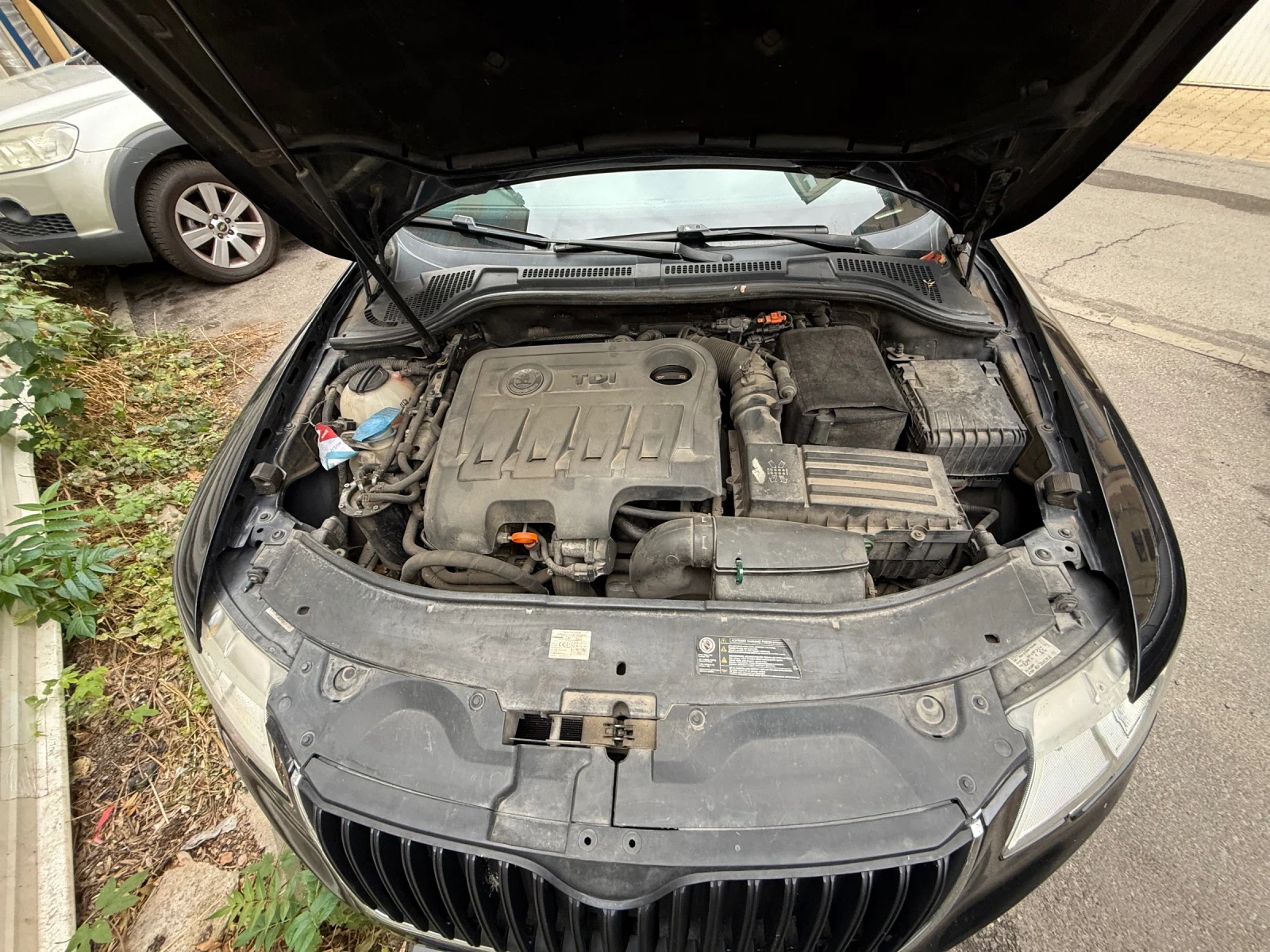 Skoda Superb 2.0 TDI 170hp, снимка 8 - Автомобили и джипове - 56234037