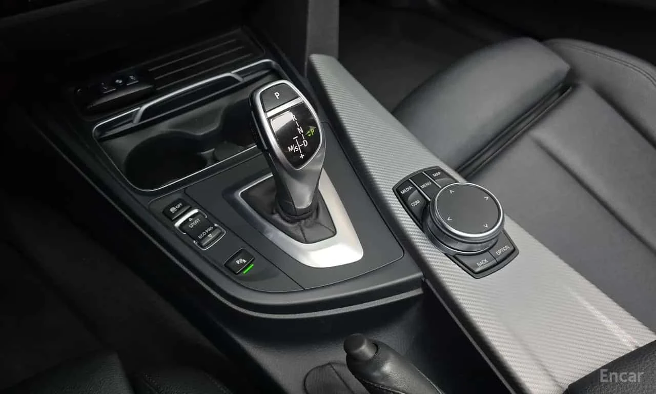 BMW 320 * M Sport* HEAD UP * �������* ��������� ���������� | Mobile.bg � ����������� 10