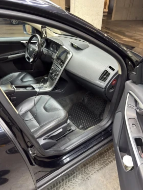 Volvo XC60 2.4 D5, снимка 4
