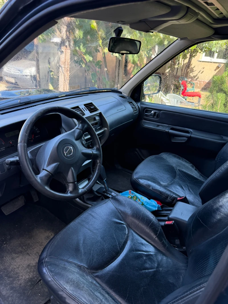 Nissan Terrano 2, снимка 6 - Автомобили и джипове - 52023849