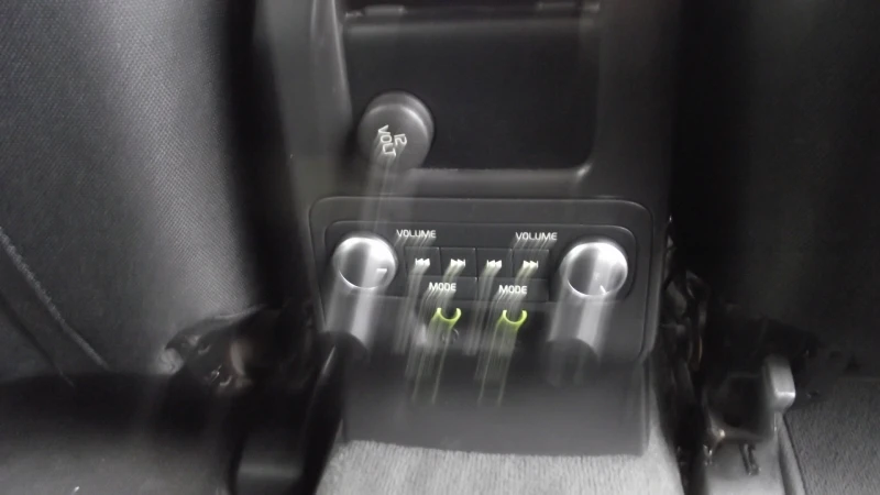 Volvo XC60 2.4.d.AWD.NAVI.AVTOMAT., снимка 12 - Автомобили и джипове - 51940279