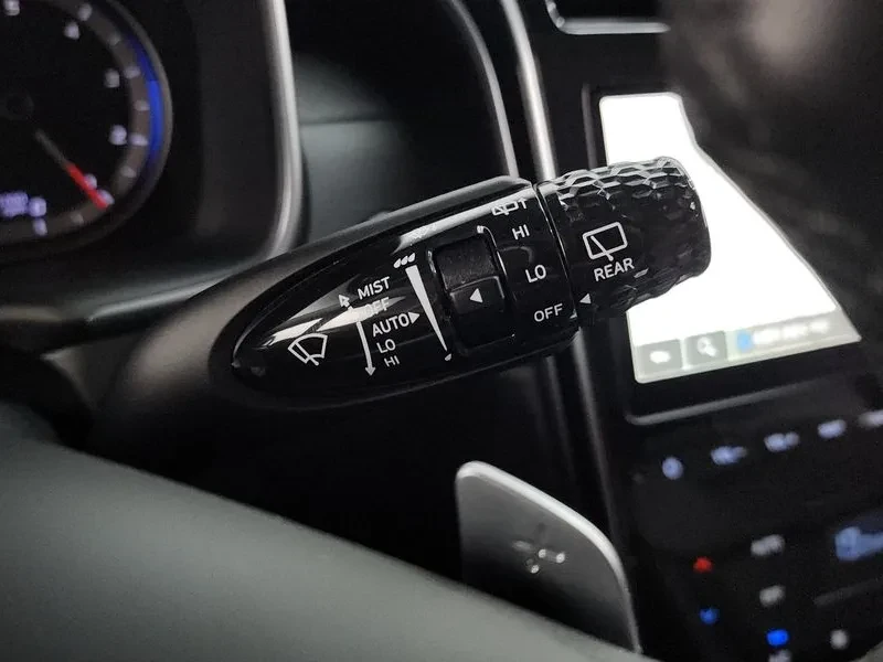 Hyundai Tucson Diesel 2.0 2Wd Premium, снимка 14 - Автомобили и джипове - 55616172