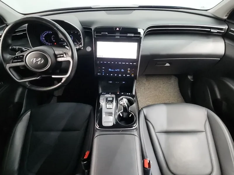 Hyundai Tucson Diesel 2.0 2Wd Premium, снимка 7 - Автомобили и джипове - 55616172