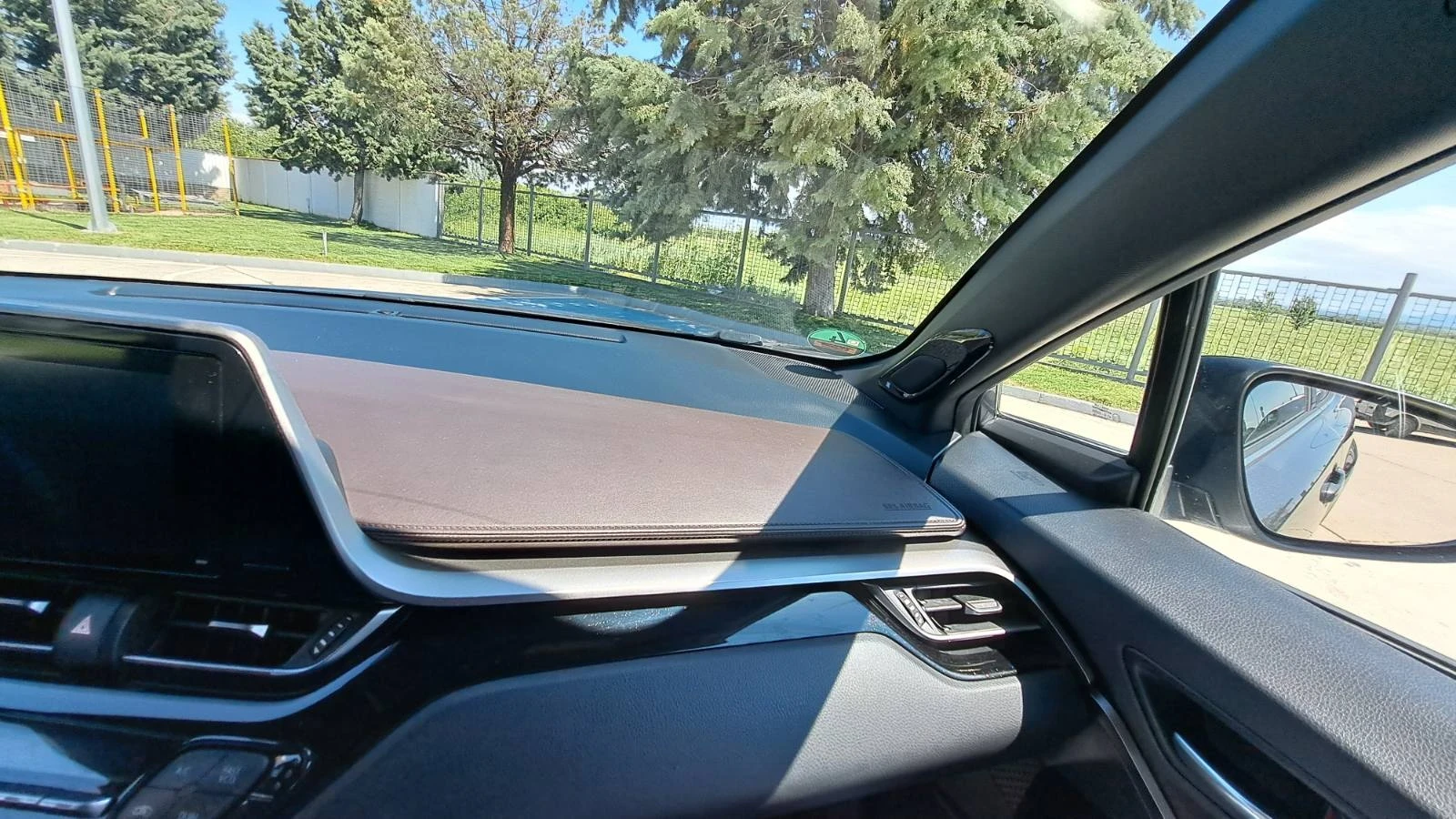 Toyota C-HR 1.2 JBl/Bixenon/Парктроник/Подгрев/Камера/Кожен са - изображение 7