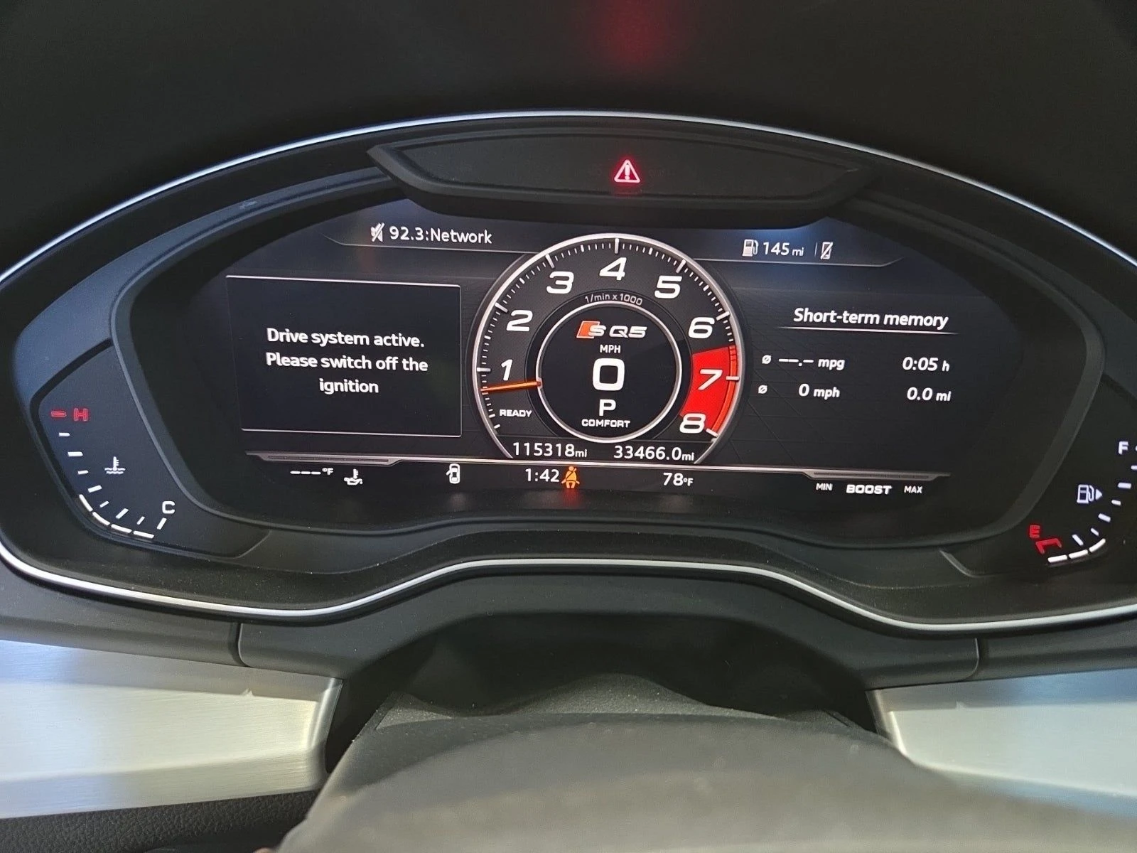 Audi SQ5 Prestige, снимка 9 - Автомобили и джипове - 53759080