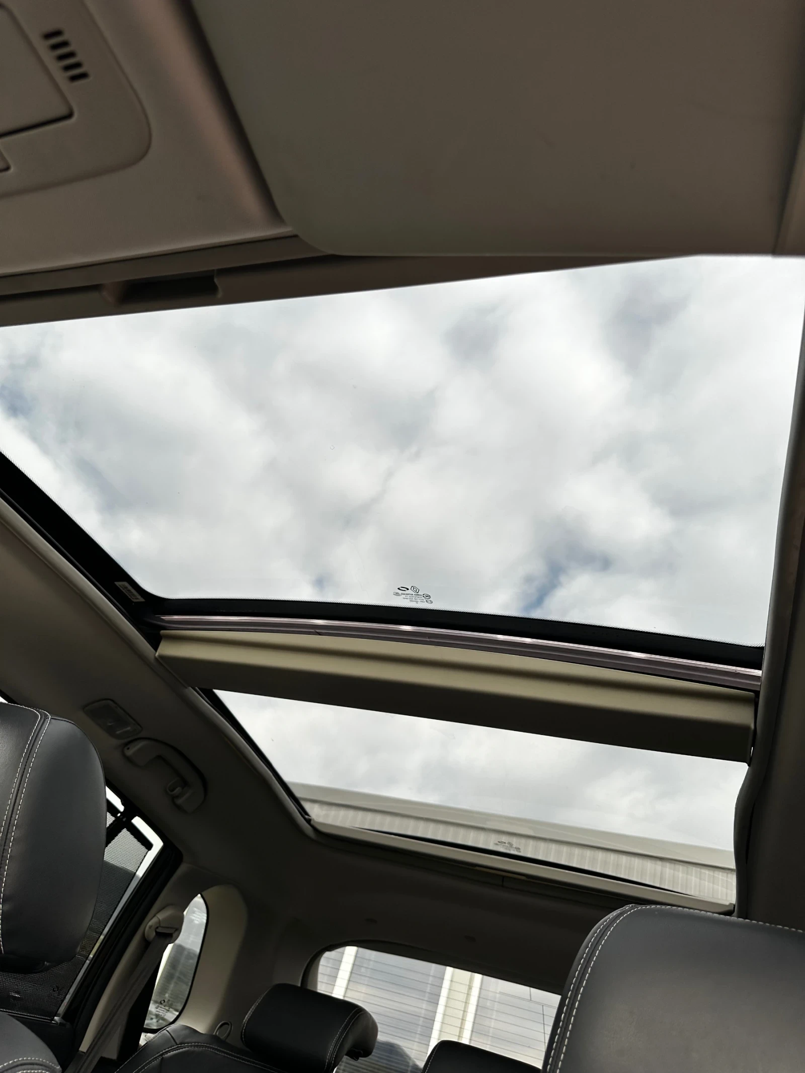 Renault Koleos * 2.0* 4x4* АВТОМАТ* КОЖА* КЕЙЛЕС* БОСЕ* ПАНОРАМА, снимка 13 - Автомобили и джипове - 54128965