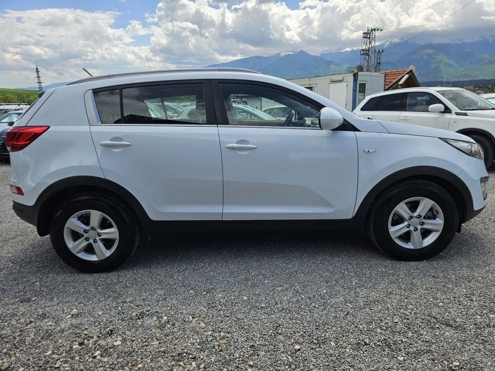 Kia Sportage 1.7 CRDI , снимка 4 - Автомобили и джипове - 54575353