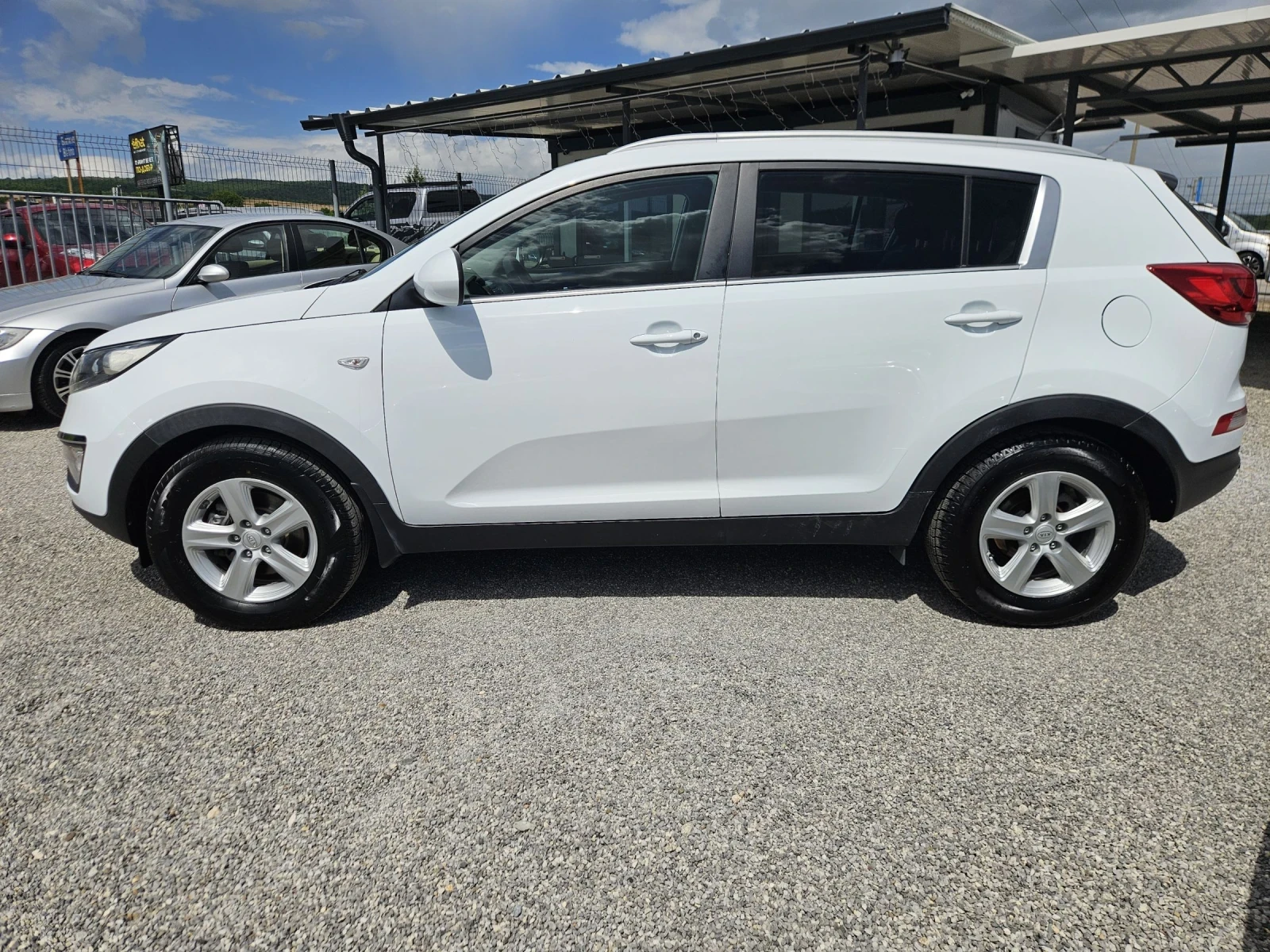 Kia Sportage 1.7 CRDI , снимка 8 - Автомобили и джипове - 54575353