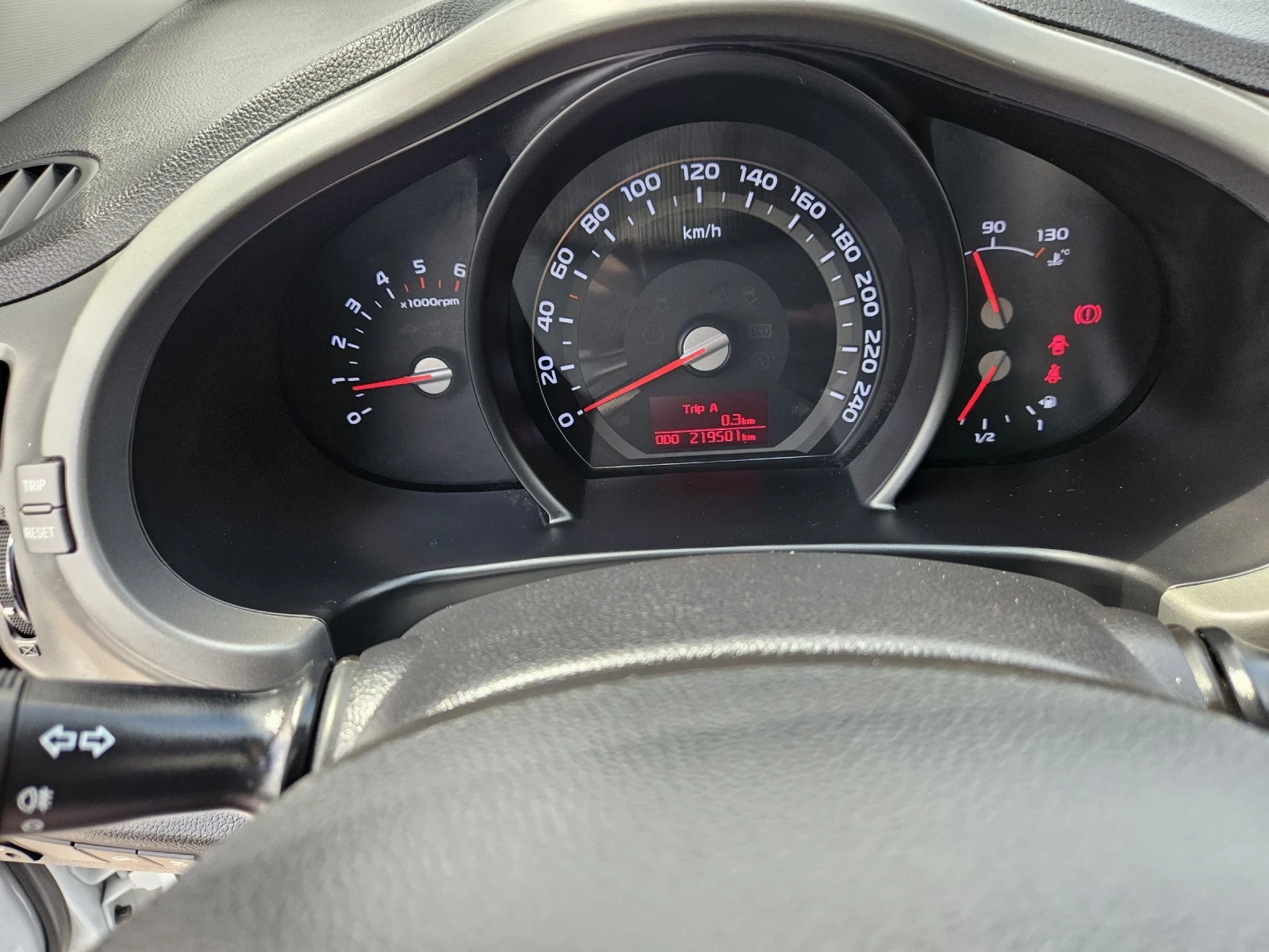 Kia Sportage 1.7 CRDI , снимка 11 - Автомобили и джипове - 54575353