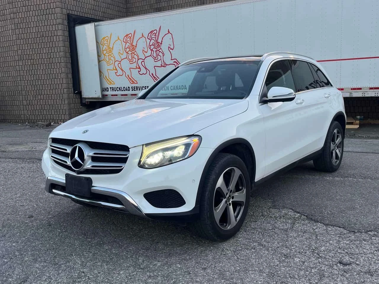Mercedes-Benz GLC 300 4MATIC/ПАНОРАМА/360 КАМЕРИ/ПОДГРЕВИ