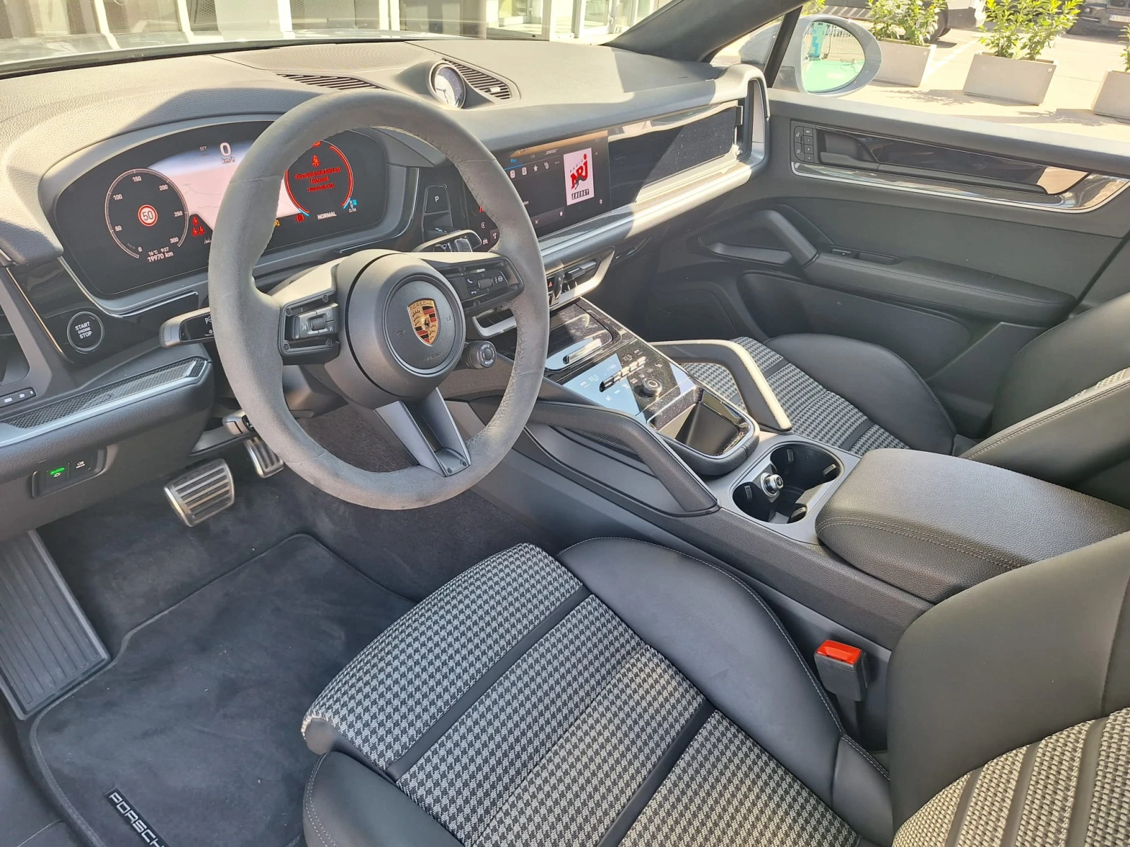Porsche Cayenne S Coupe, снимка 9 - Автомобили и джипове - 54734639