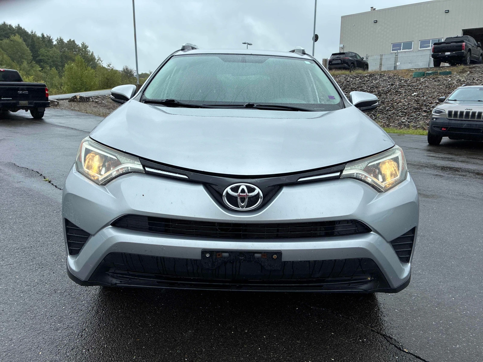 Toyota Rav4 * LE AWD * ГЛАВНО ПРЕДСТАВИТЕЛСТВО НА TOYOTA* , снимка 2 - Автомобили и джипове - 55989659