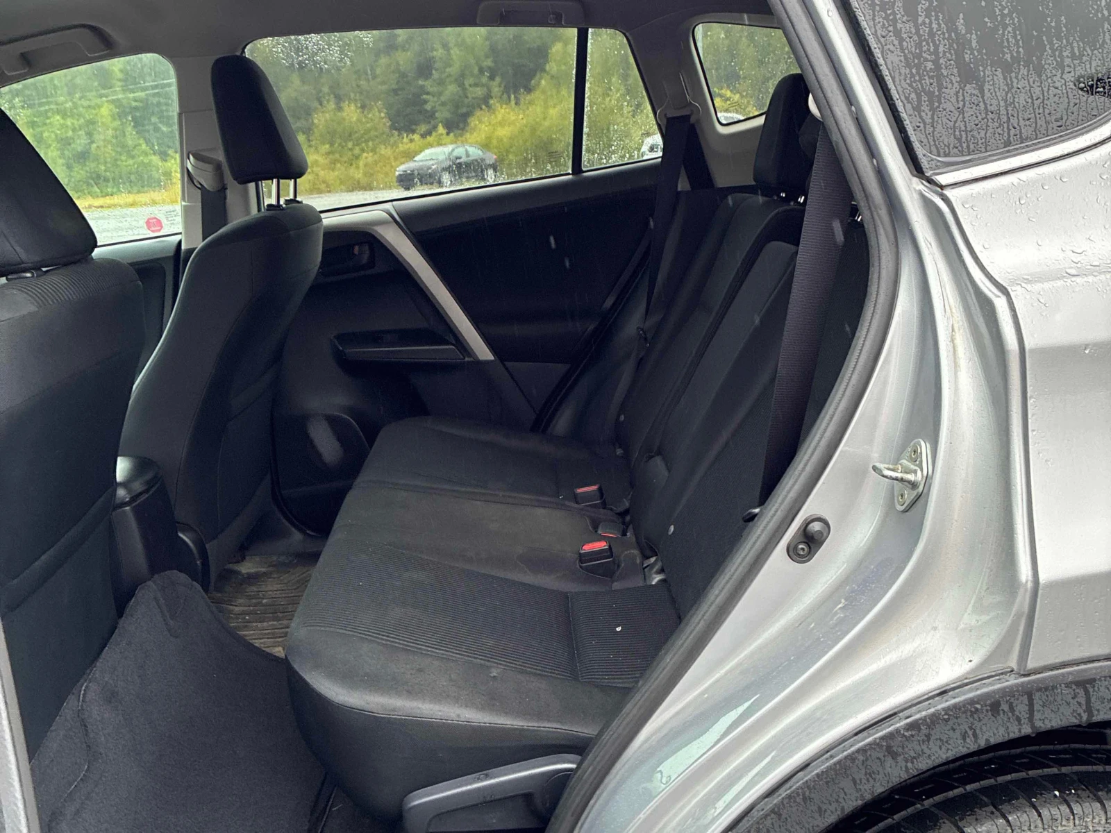Toyota Rav4 * LE AWD * ГЛАВНО ПРЕДСТАВИТЕЛСТВО НА TOYOTA* , снимка 11 - Автомобили и джипове - 55989659